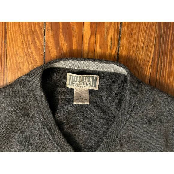 Duluth Trading Company Gray Mens XL Sweater Vest in good condition. - Picture 5 of 6